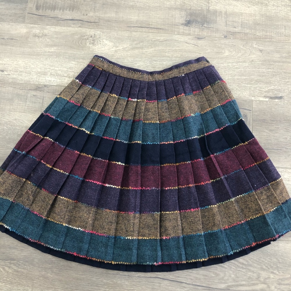 Pleated wool multi-color skirt